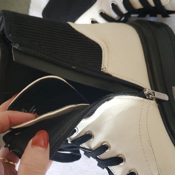 Circus by Sam Edelman Womens Giovanny White Ankle Sz. 8.5 Boots - Picture 8 of 11